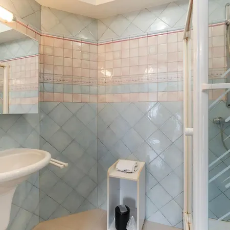 Apartament Uitwaaien, Ontspannen & Genieten Aan Zee In *